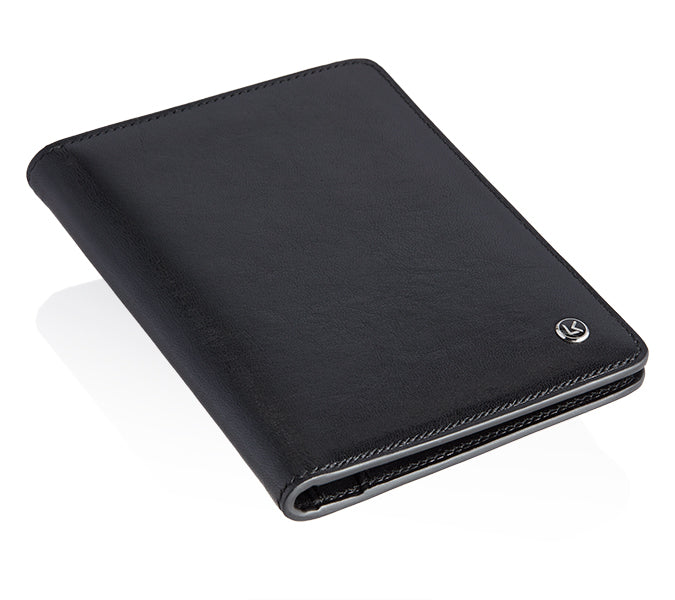 Passport wallet in luxurious handcrafted vegetable tanned leather LUXCAER