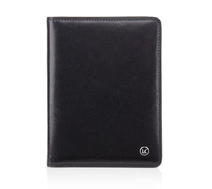 Passport wallet in luxurious handcrafted vegetable tanned leather